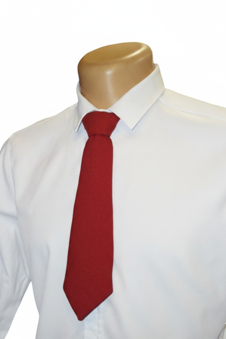 Raudonas kaklaraištis – „Red Tie“
