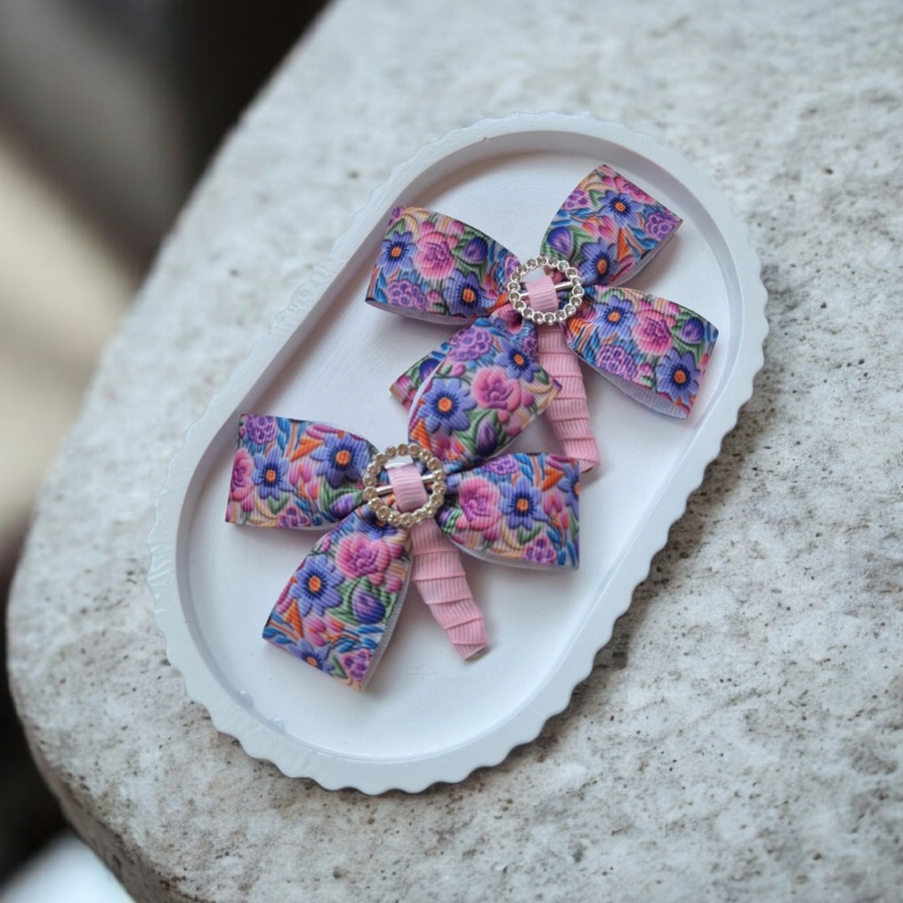 Žaismingi plaukų segtukai ir gumytės