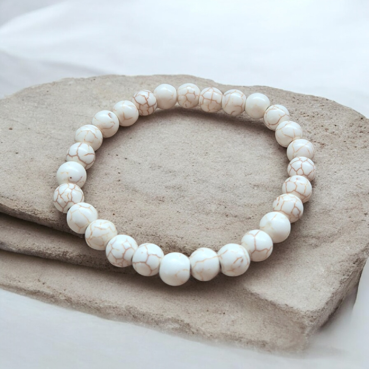 Apyrankės iš natūralaus akmens karoliukų