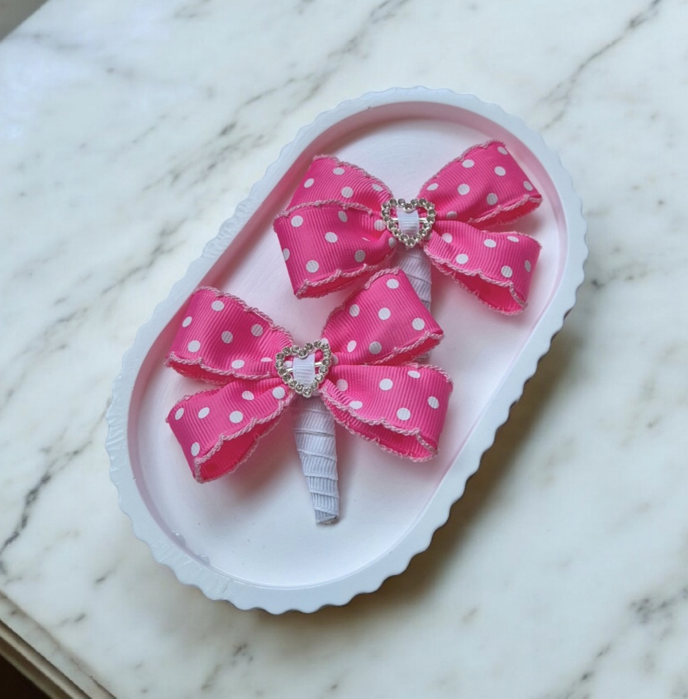 Žaismingi plaukų segtukai ir gumytės