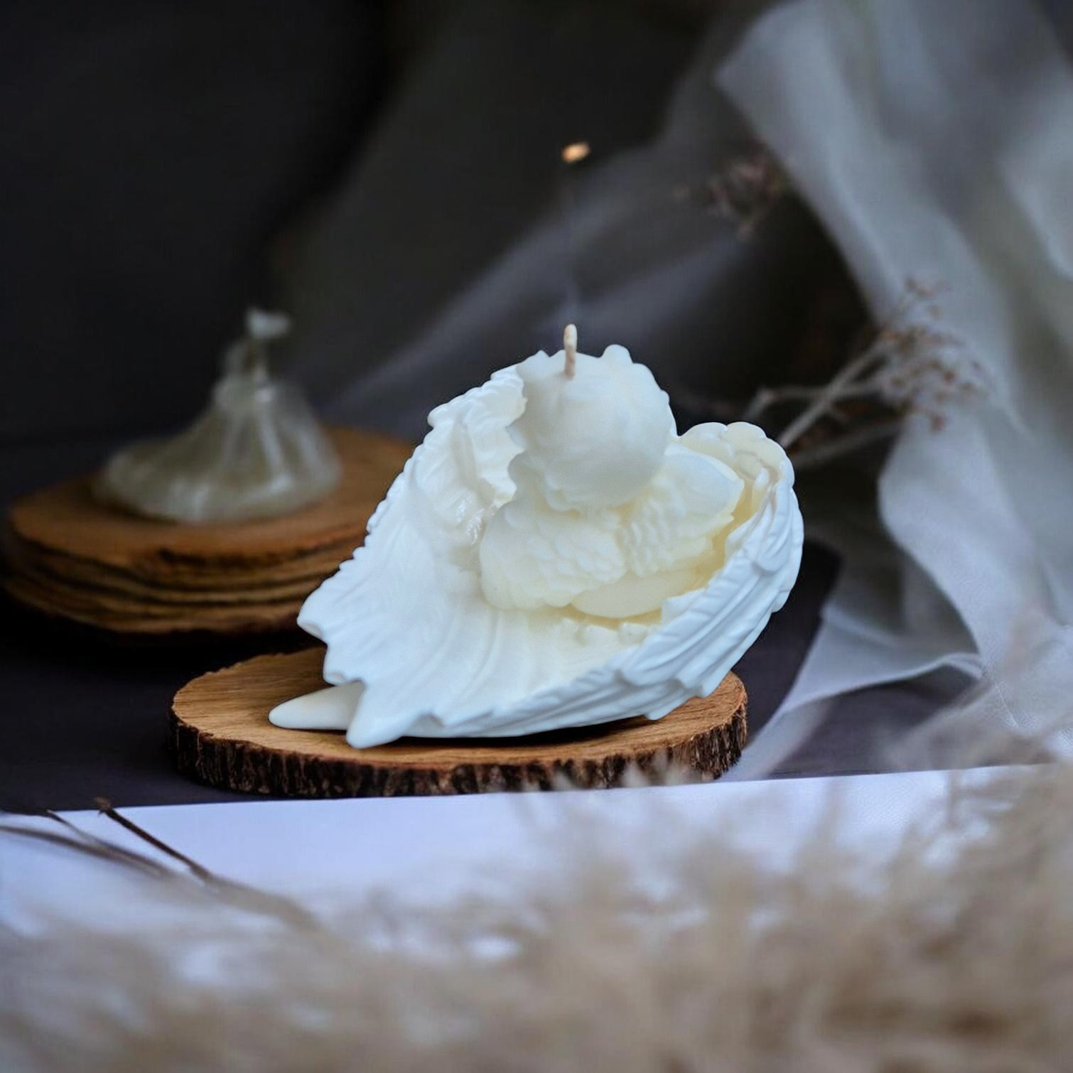 Dekoratyvinė sojų vaško žvakė "Angelas"