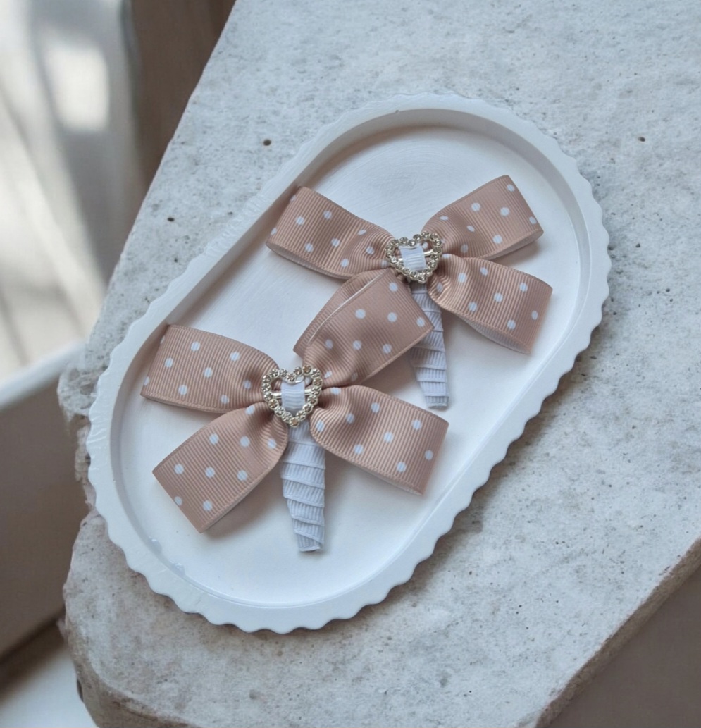 Žaismingi plaukų segtukai ir gumytės