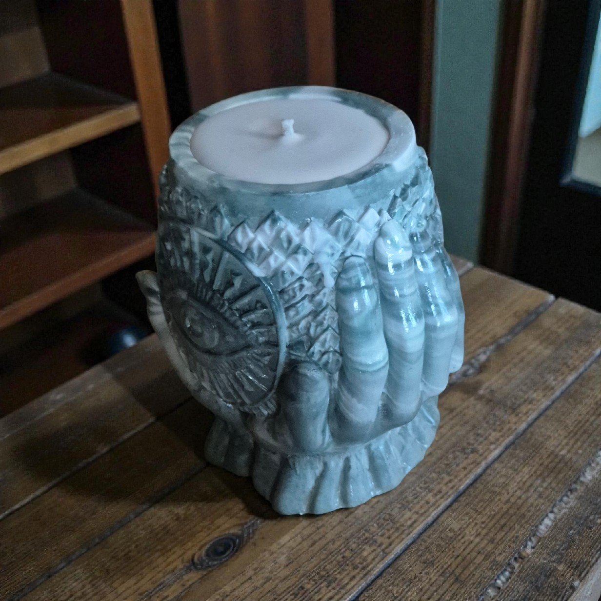 Dekoratyvinė žvakidė su žvake „Apsauga“ –  marmurinis efektas