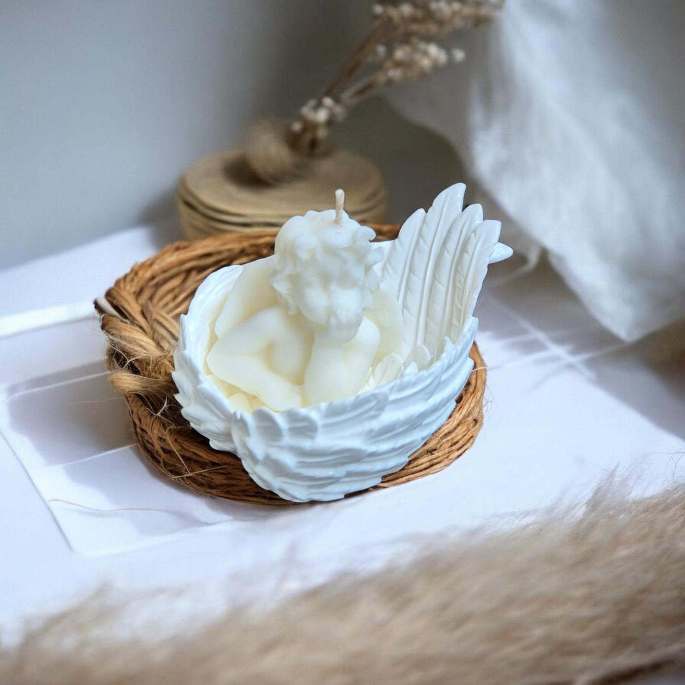 Dekoratyvinė sojų vaško žvakė "Angelas"