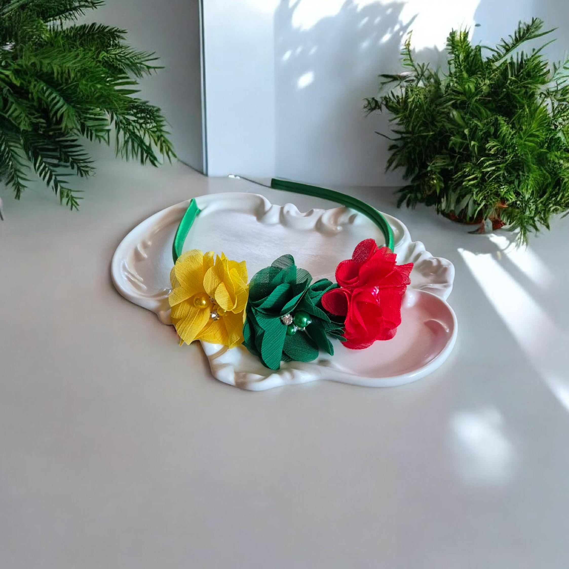 Trispalvis plaukų lankelis su gėlėmis – „Lithuanian Flag Floral Headband“