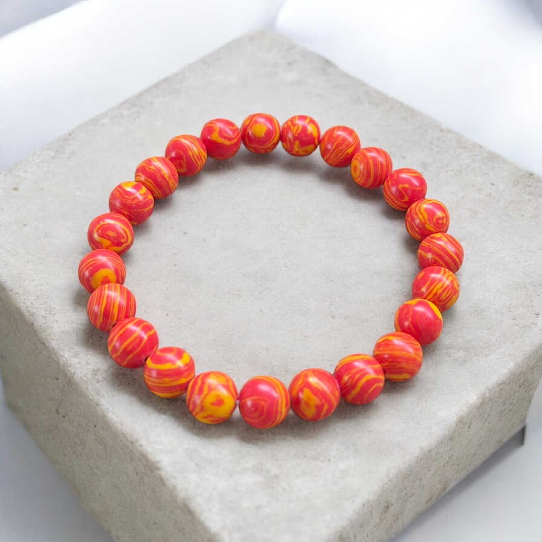 Apyrankės iš natūralaus akmens karoliukų