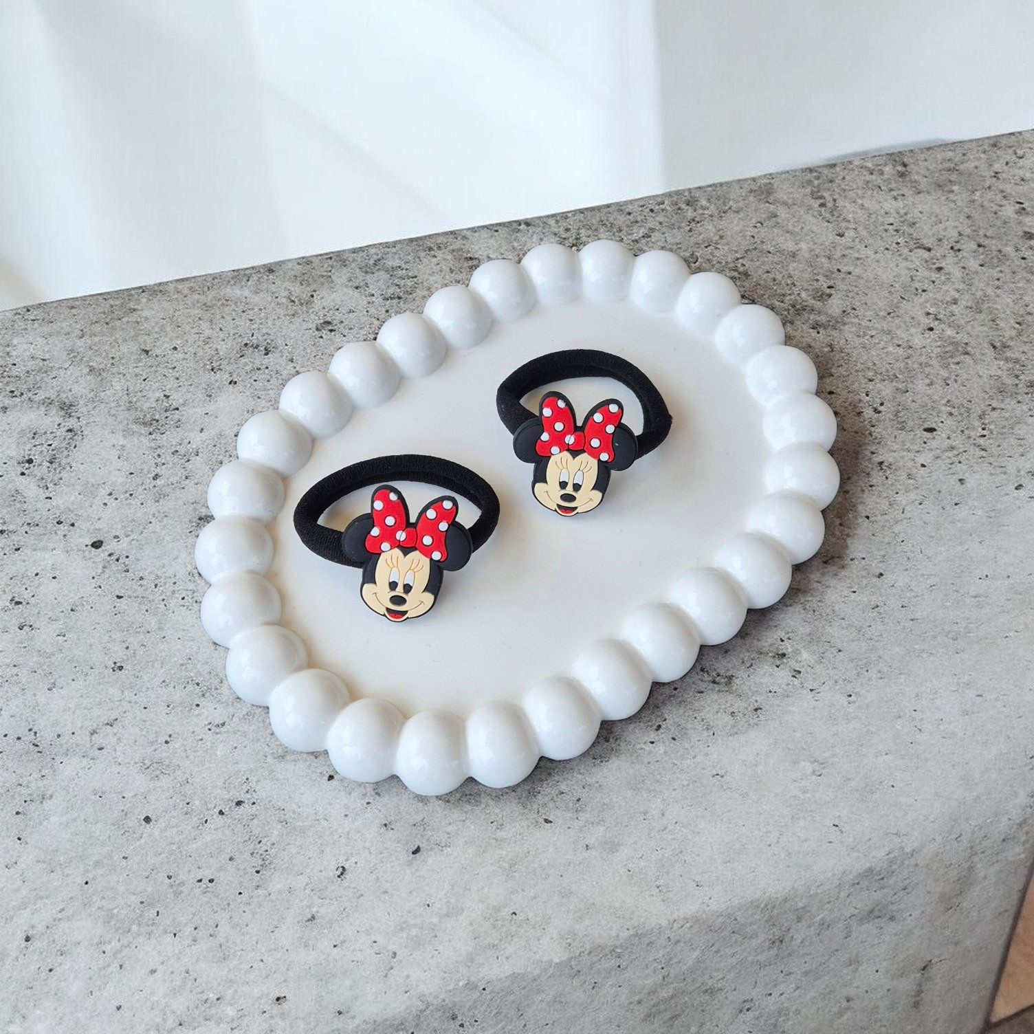 Vaikiškos plaukų gumytės su žaismingu dekoru