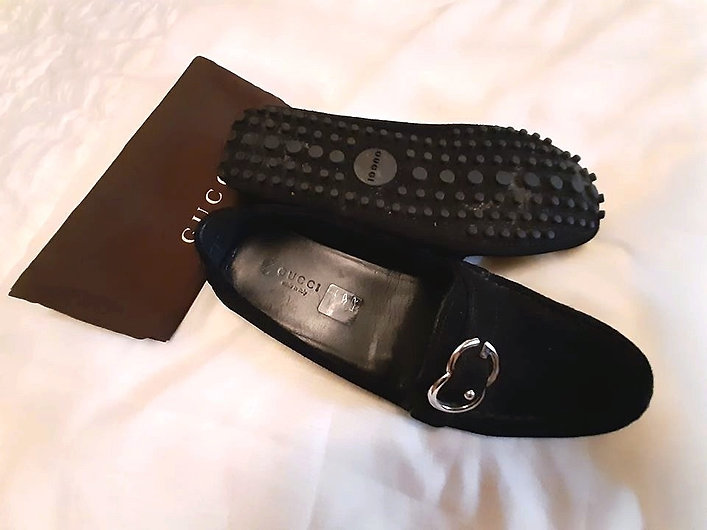 Authentic Gucci Black Women's Suede Interlocking loafer 370616/ SZ37