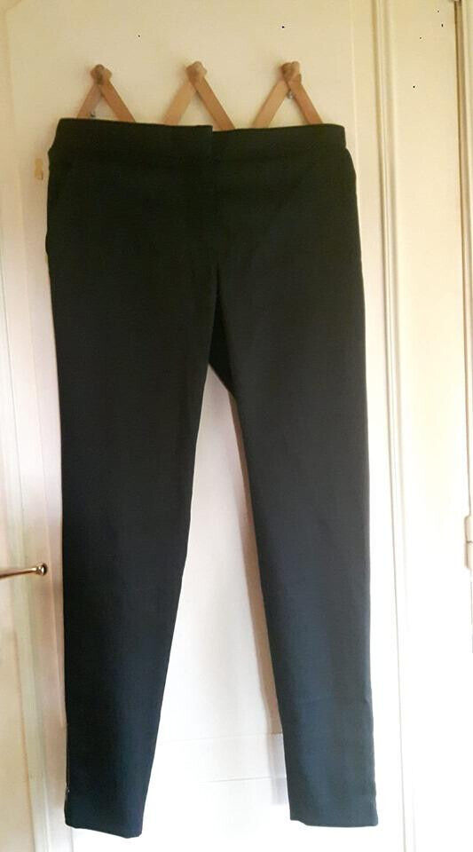 Authentic Stella Mccartney Black Wool Ankle Zip Pant SZ 44IT