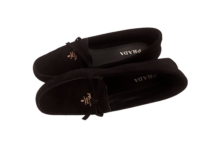 Authentic Prada Women Black Suede Moccasin Loafers SZ 37