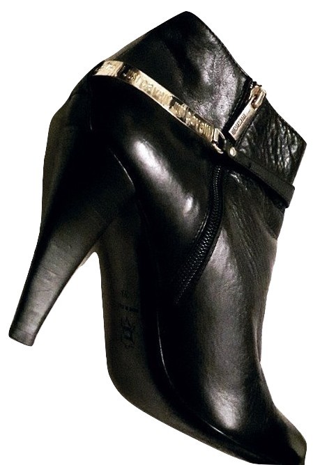 Authentic just cavalli women half boot size 39/40
