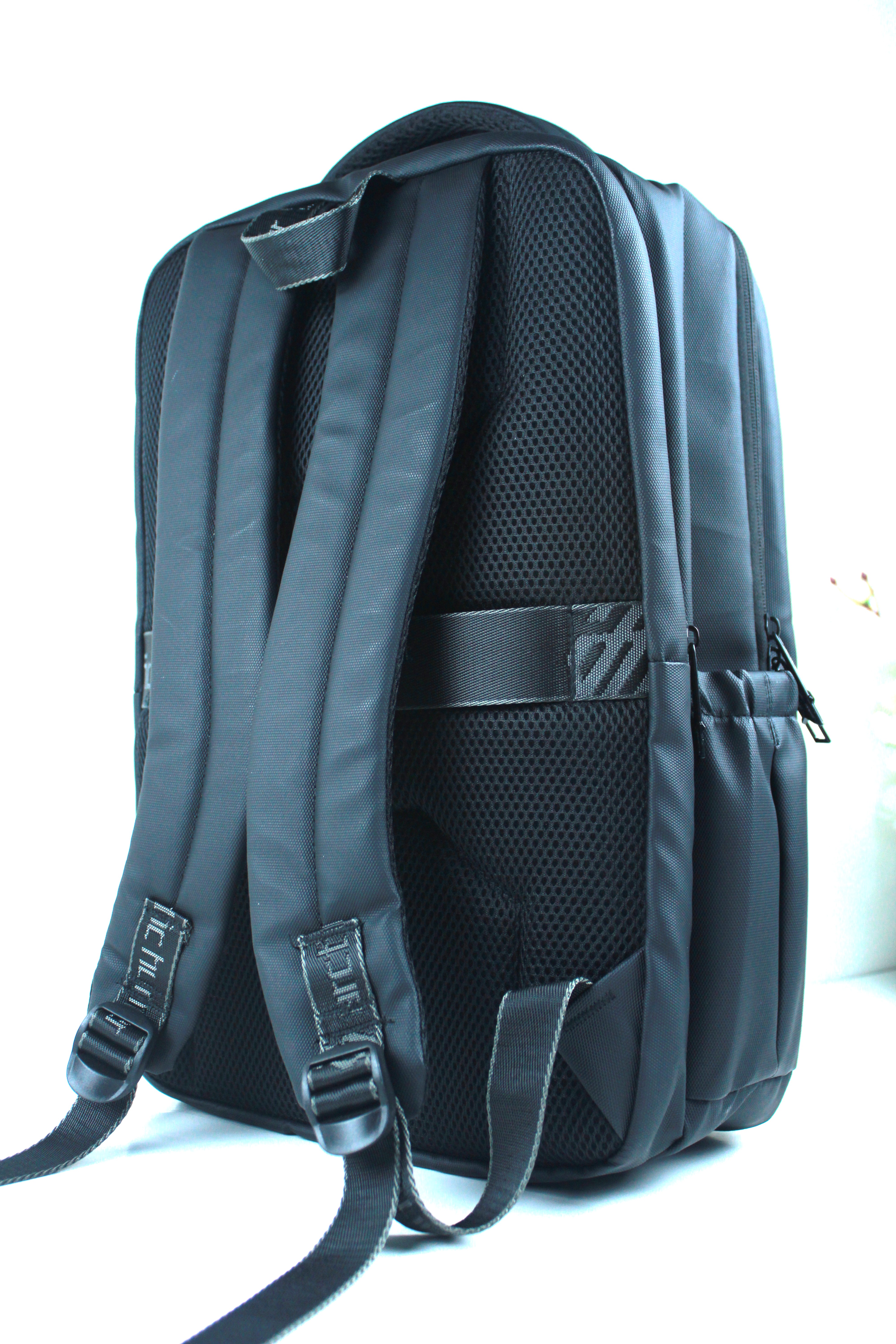 Logic | Black Laptop Backpack