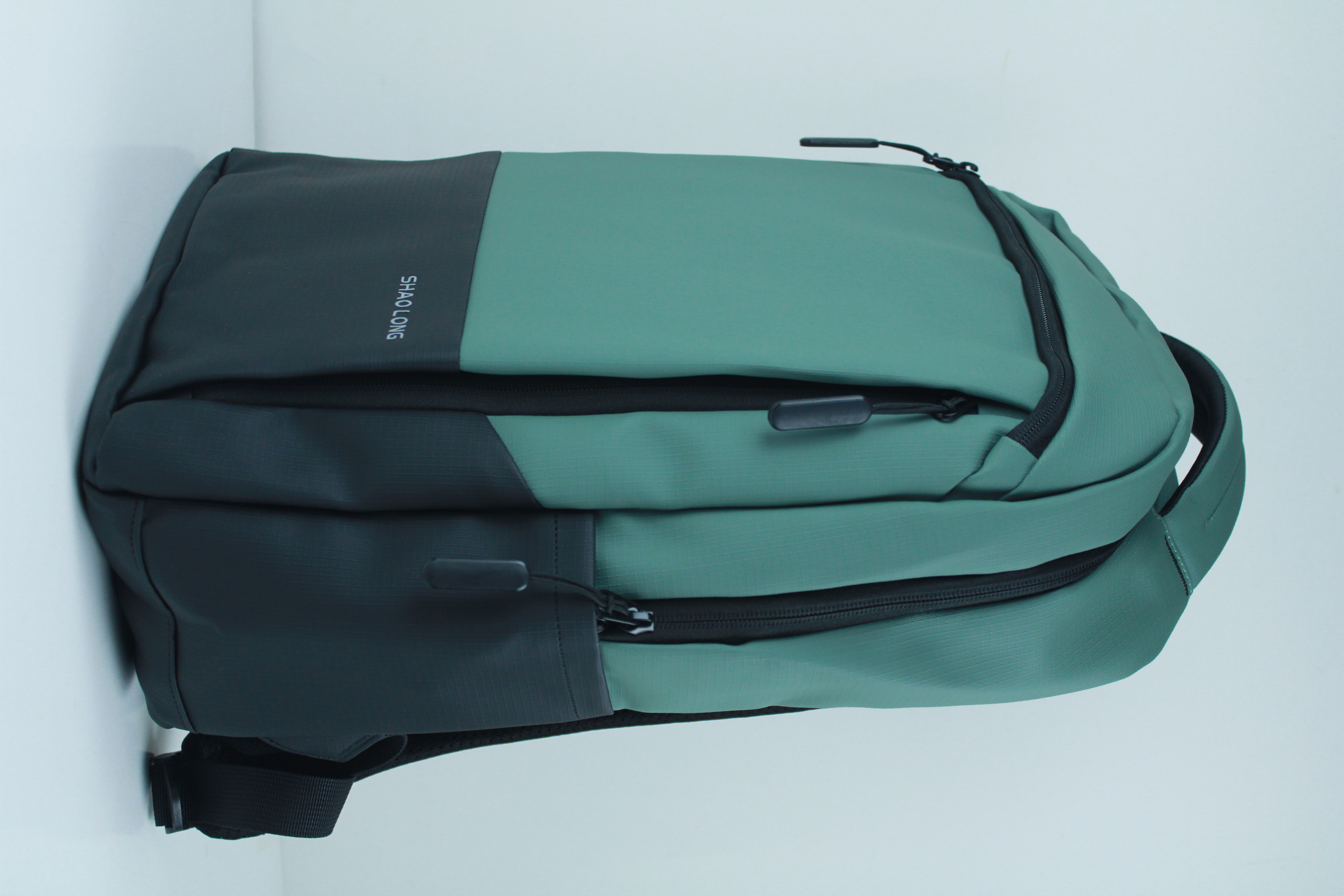 Logic | Backpack