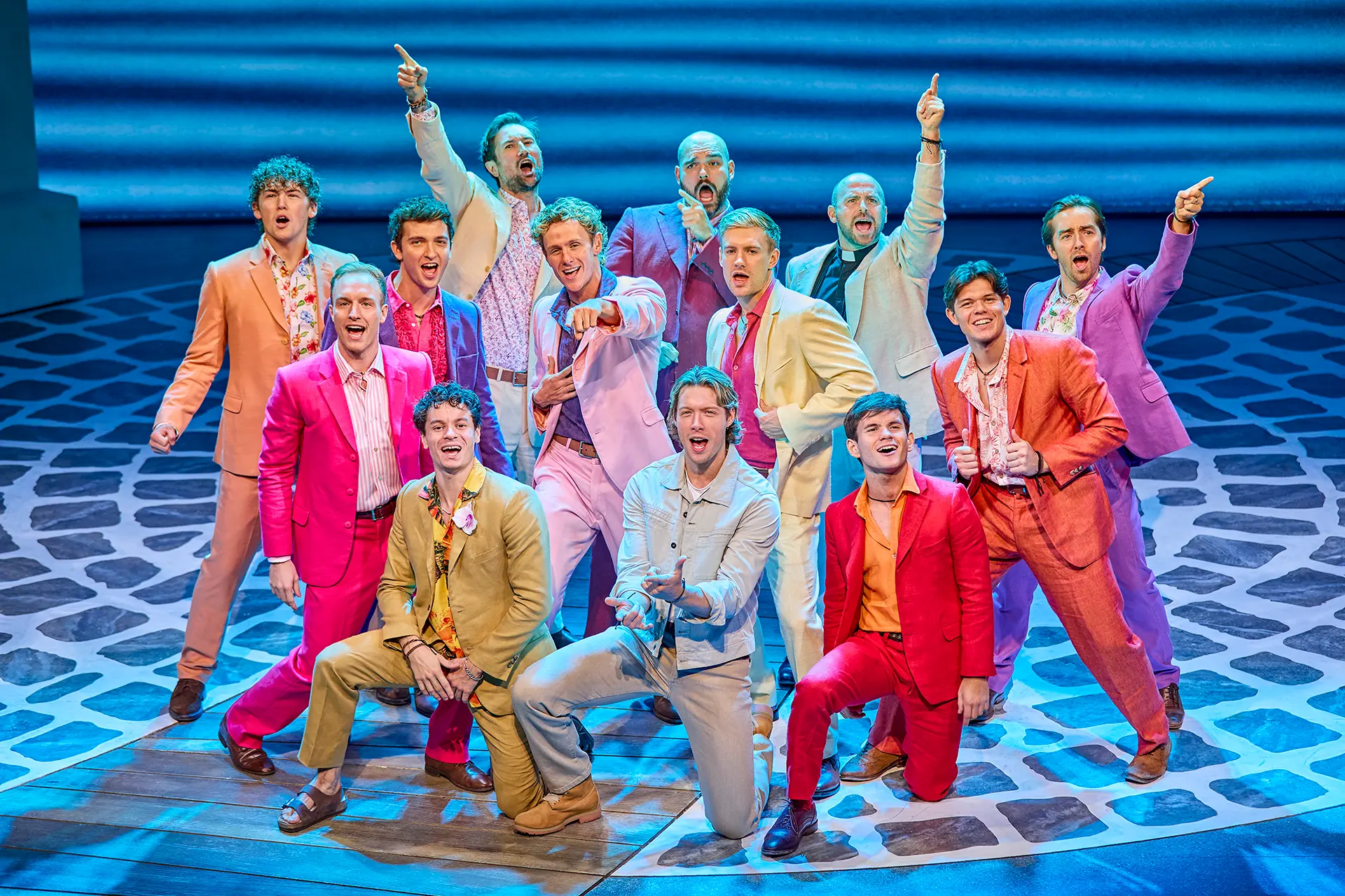 Pasaulinio garso miuziklas “MAMMA MIA!”  Klaipėdos muzikiniame teatre