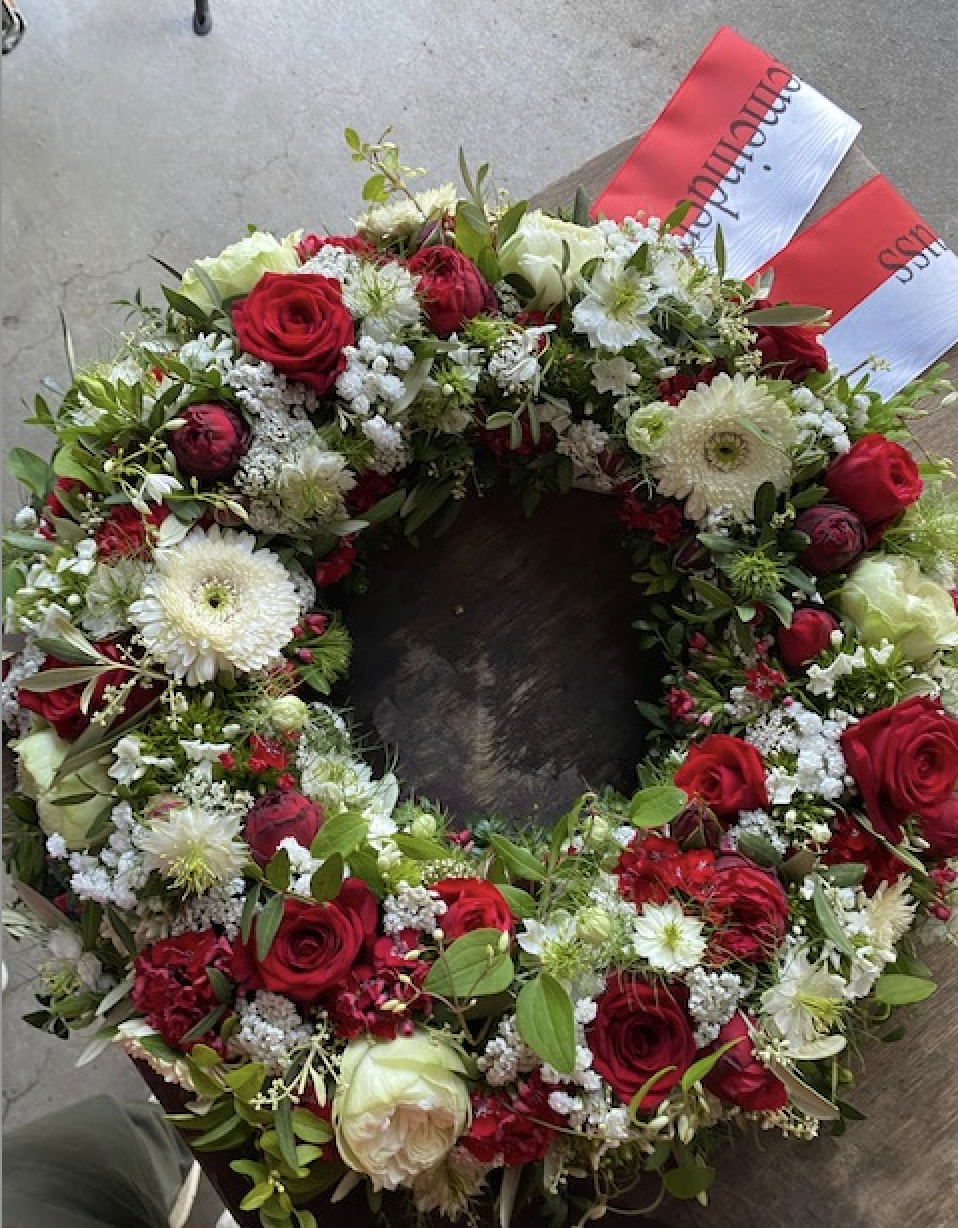 Trauerkranz mit Schleife (00021)