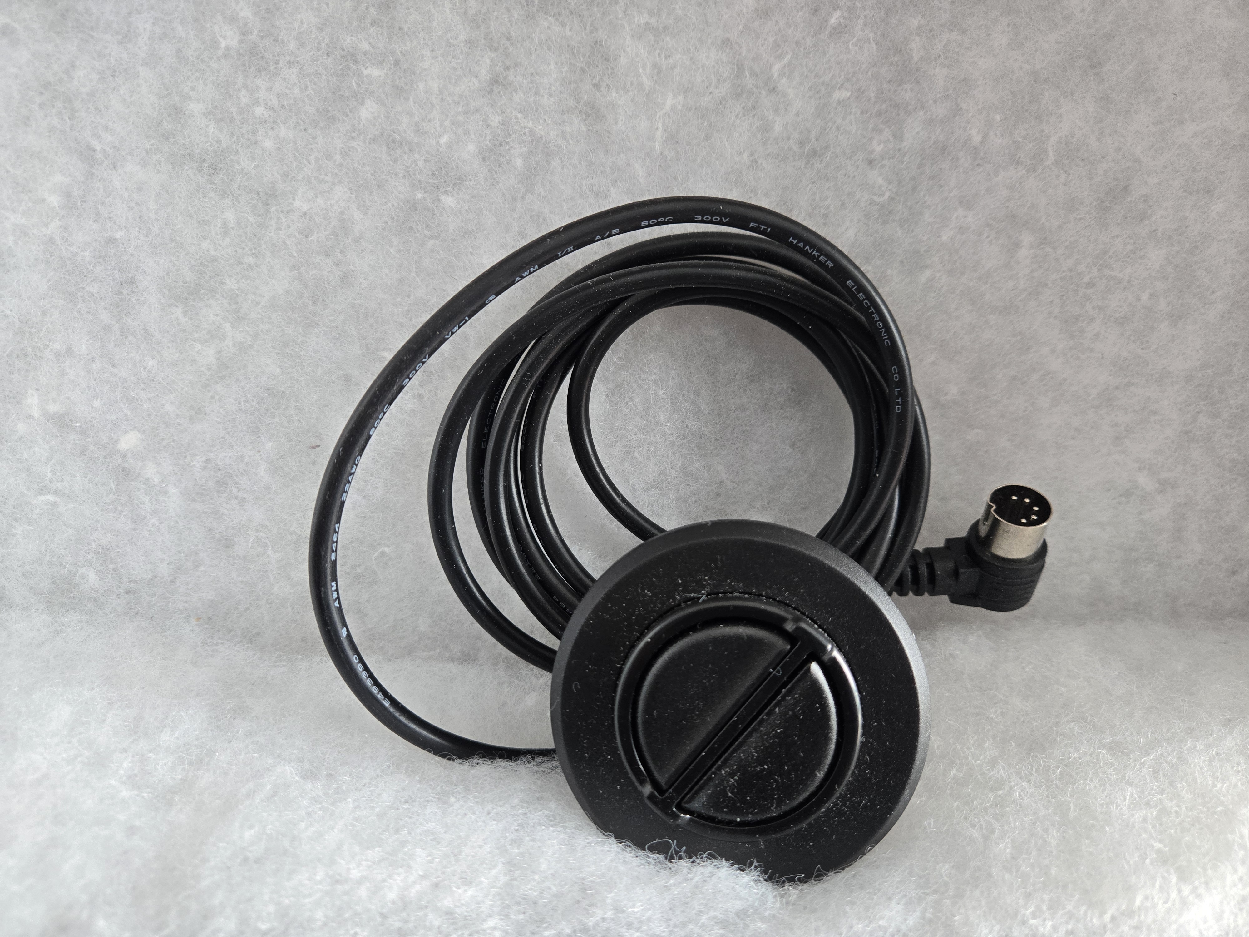 Round Cable Switch with 5-Pin Connector