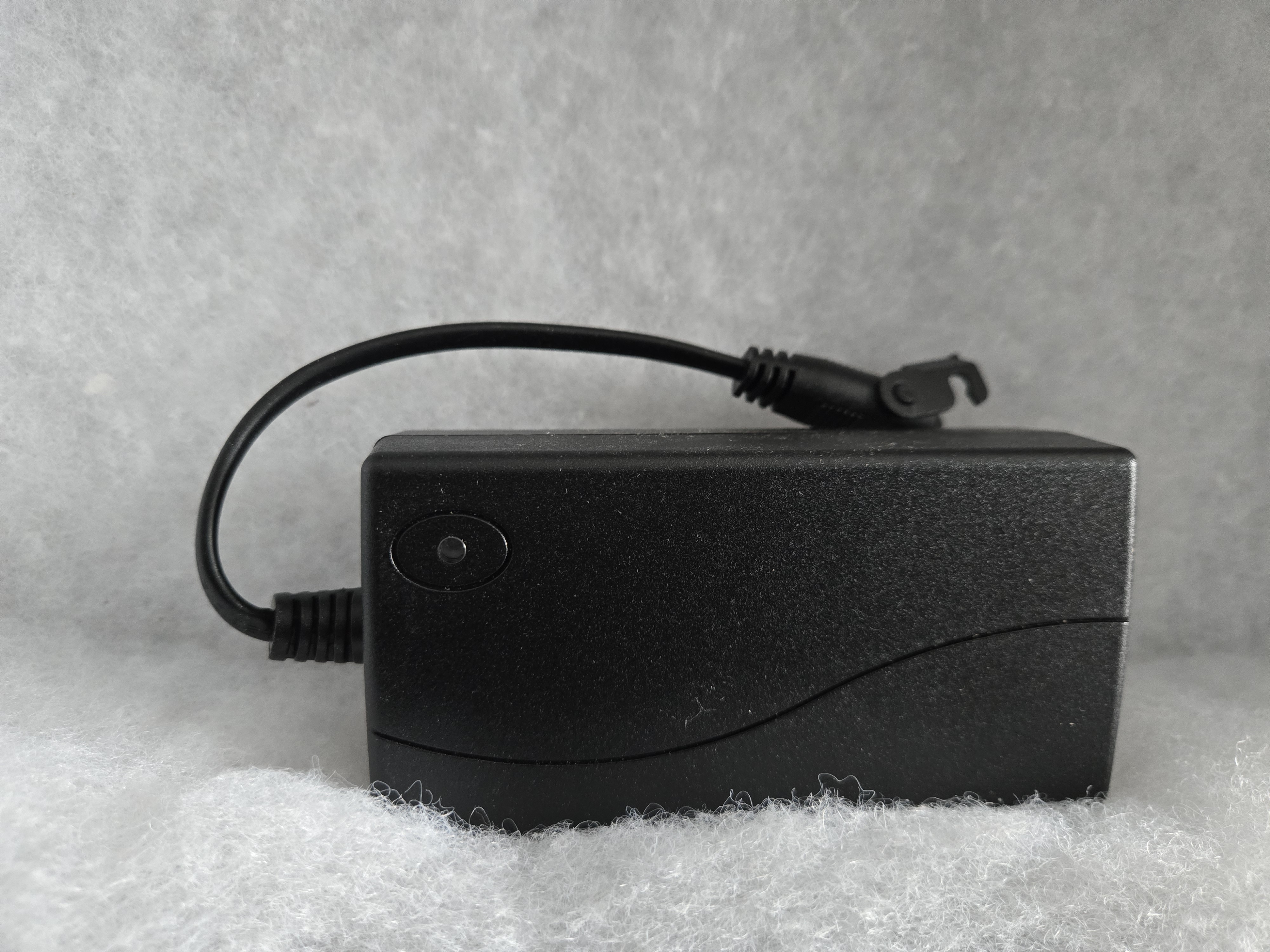 Power supply recliner/lift chair