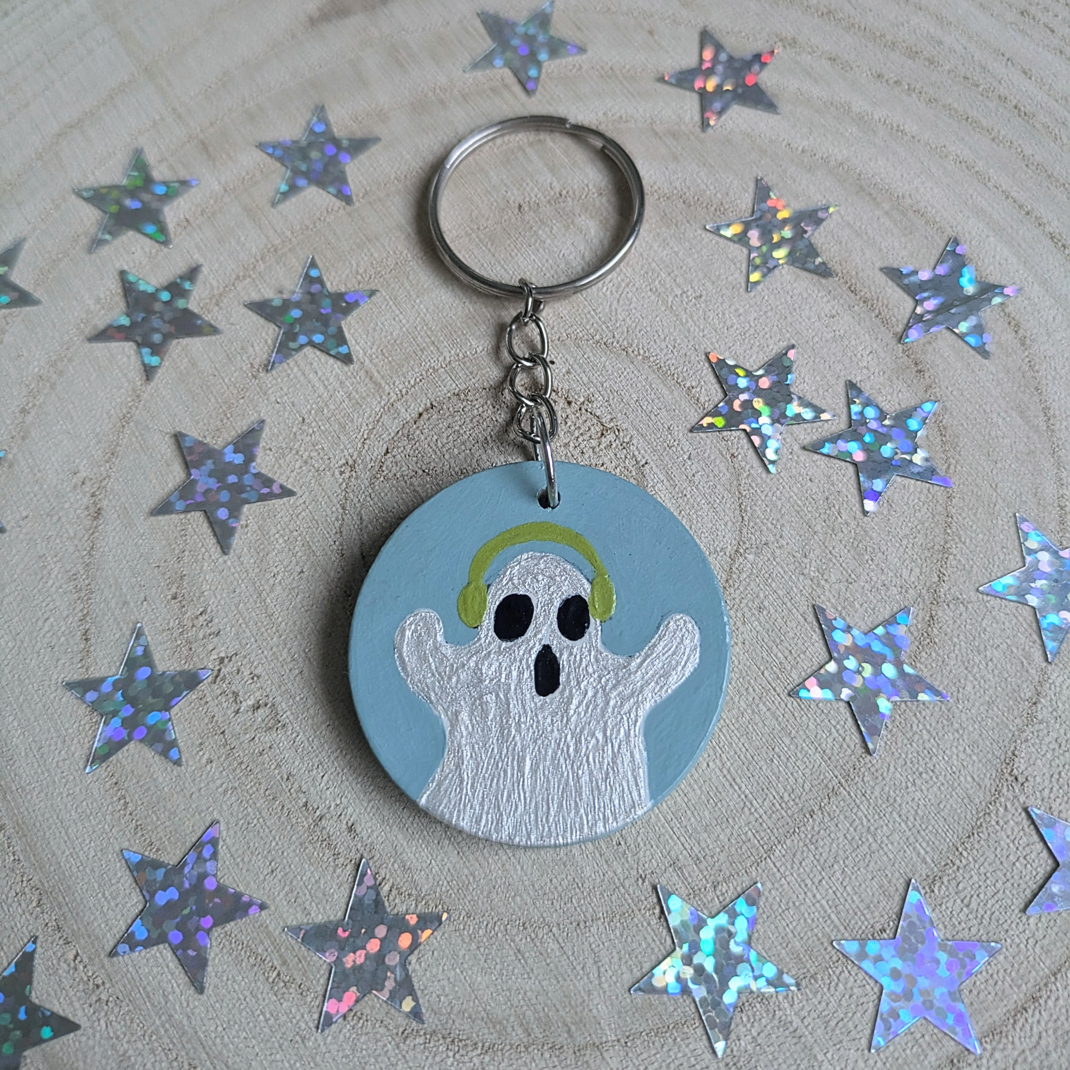 ghost headphones keyring