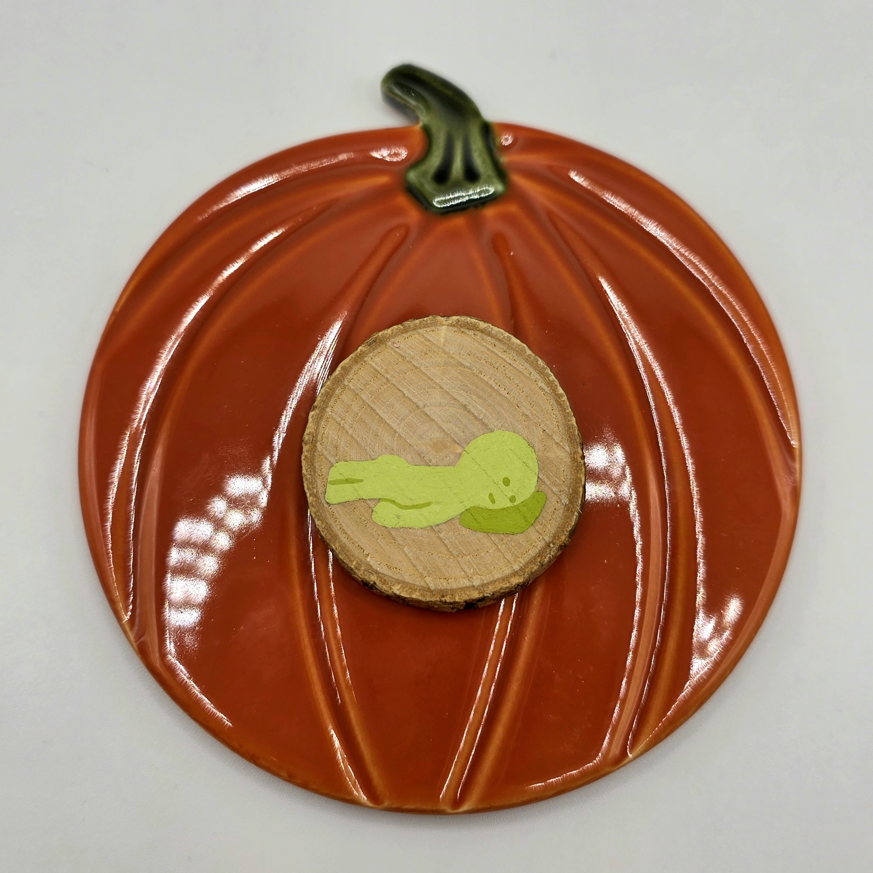 wooden green friend magnet - sleeping