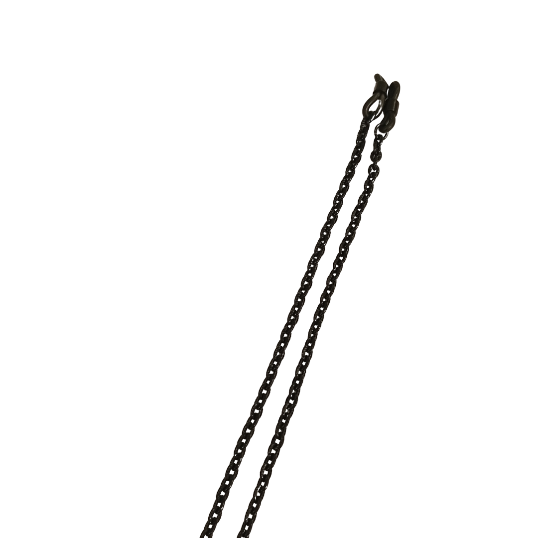 Akinių grandinėlė dovanų pakuotėje