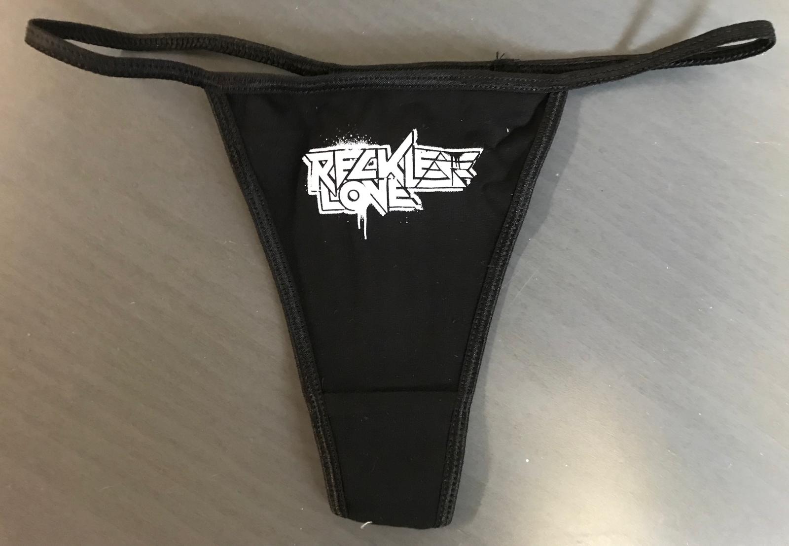 Reckless Love stringit