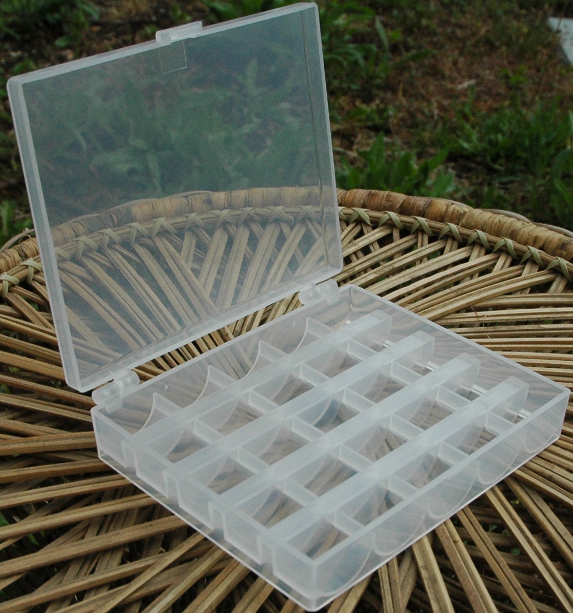 Bobbin Box for 25 Bobbin/Spools Sewing Machine Storage Clear Box Plastic For Brother Singer etc