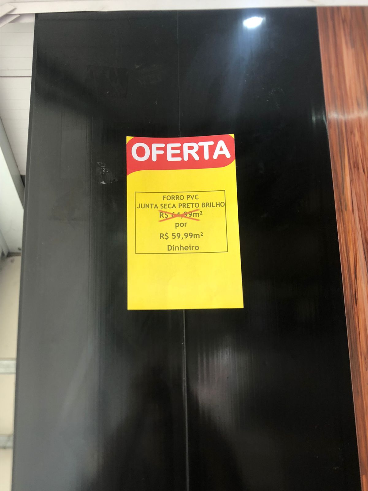 Forro PVC Junta Seca Preto Brilho