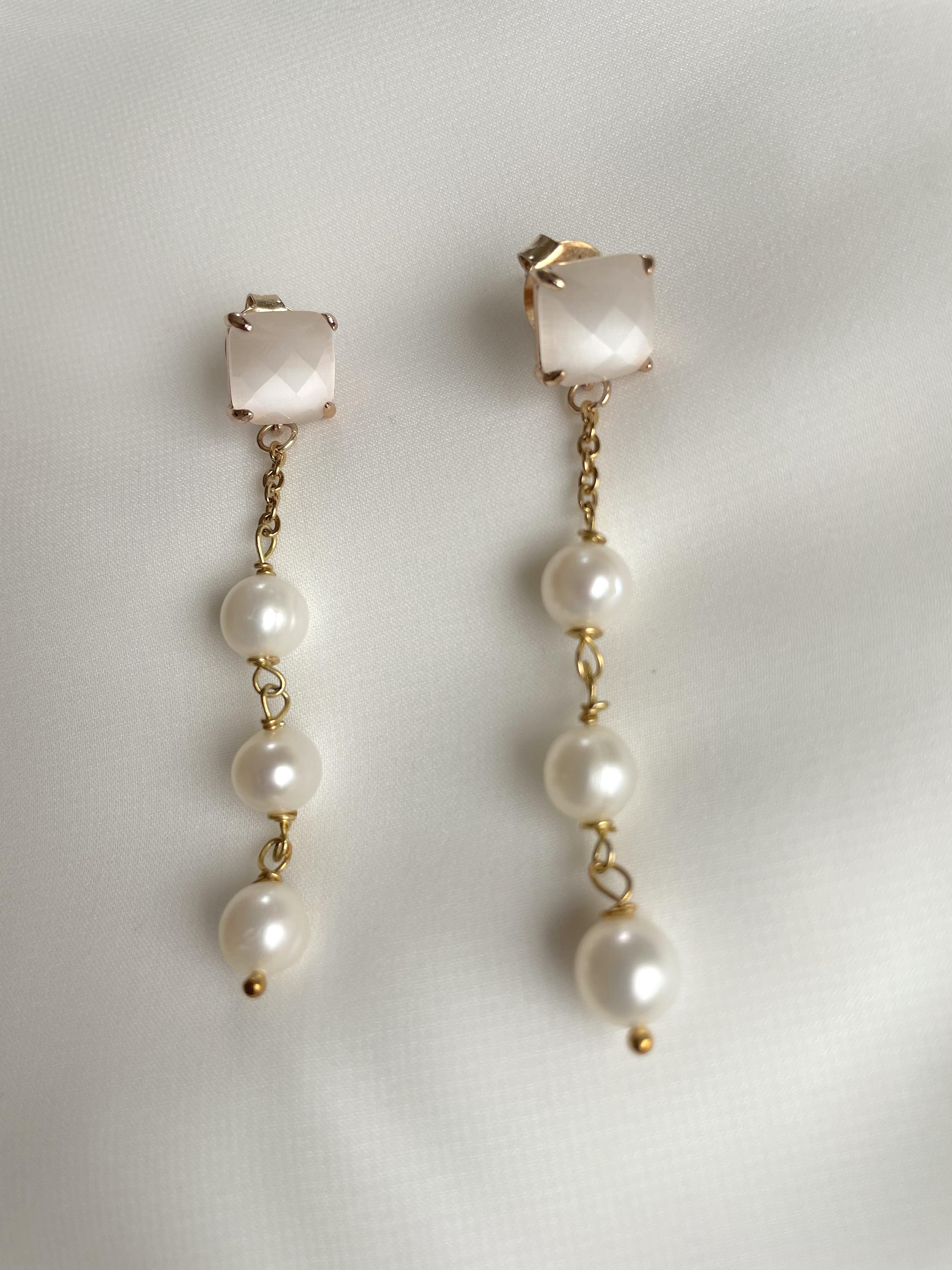 ANNA - Pendant earrings with agate and pearls
