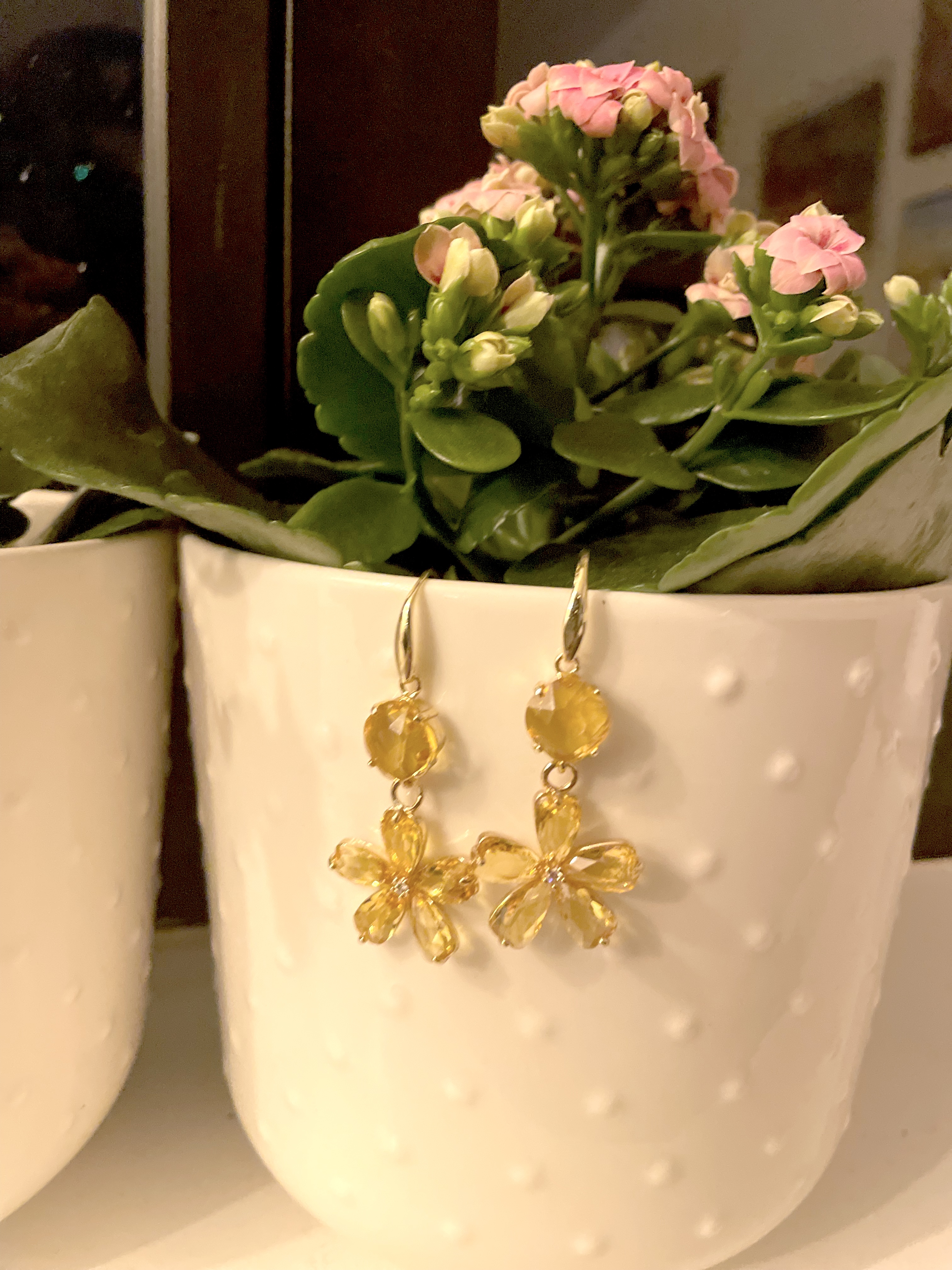 SOLE - Pendant earrings with cristals 