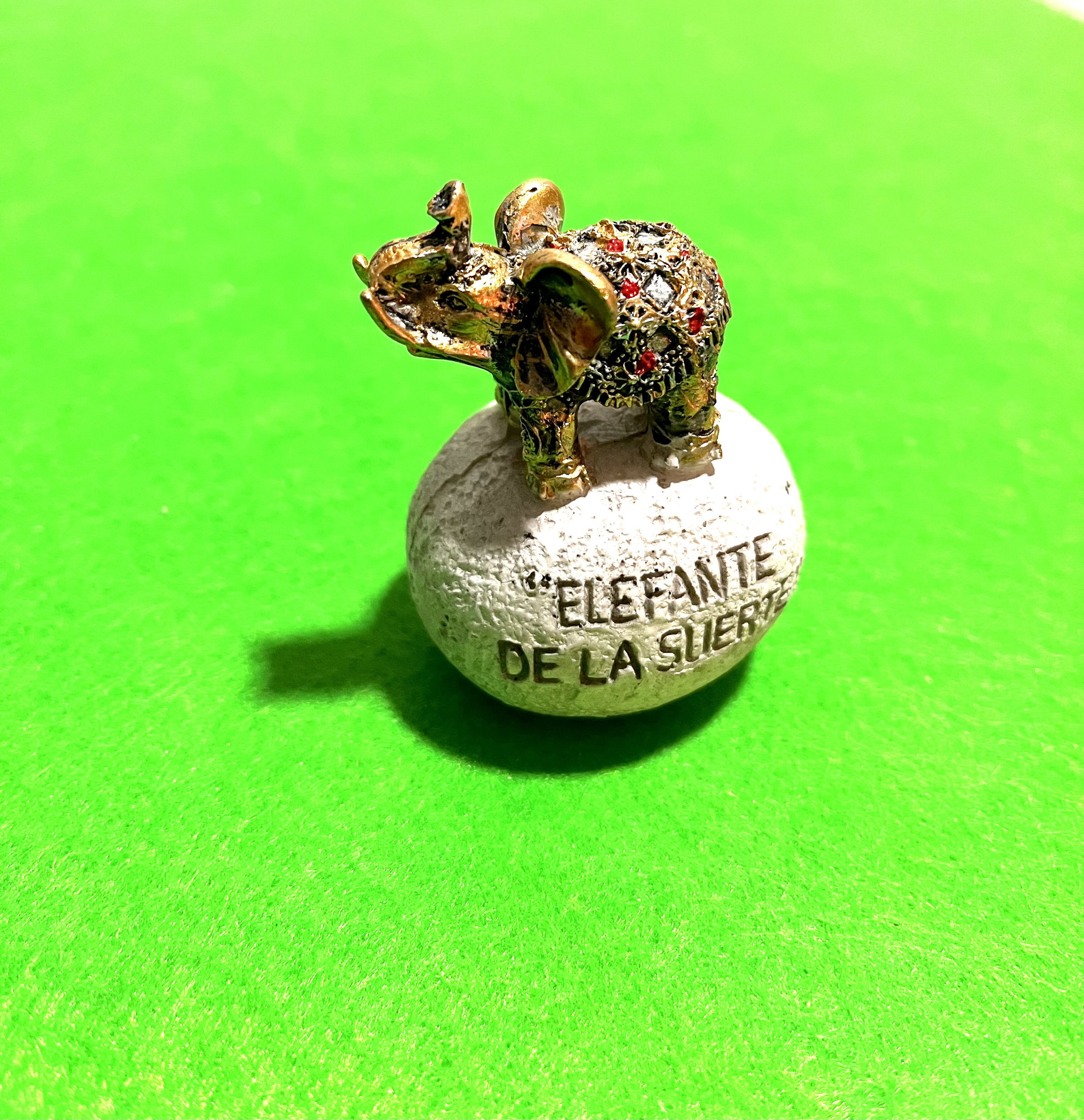 ELEFANTE DE LA SUERTE