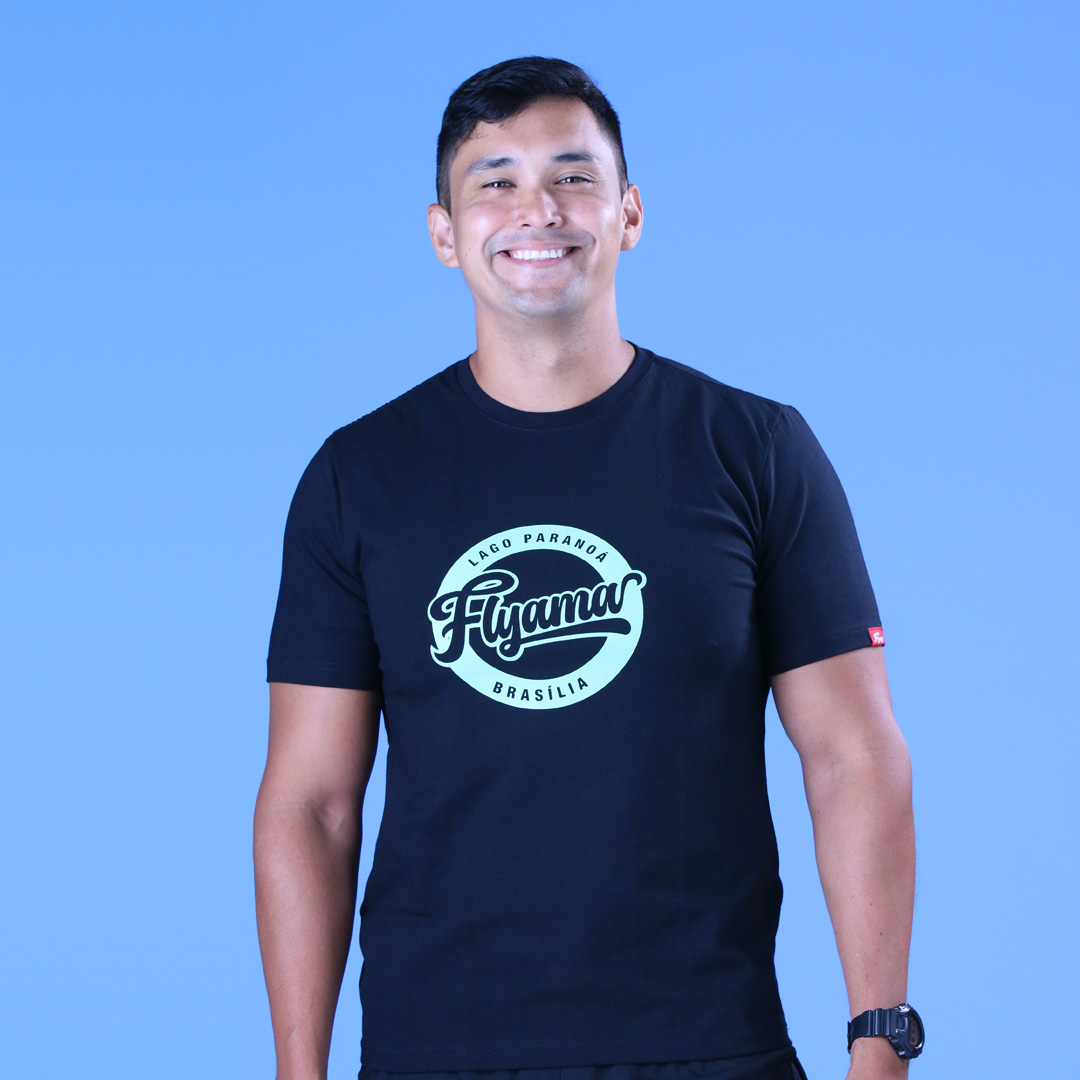 Camiseta Flyama - Logo Vazado