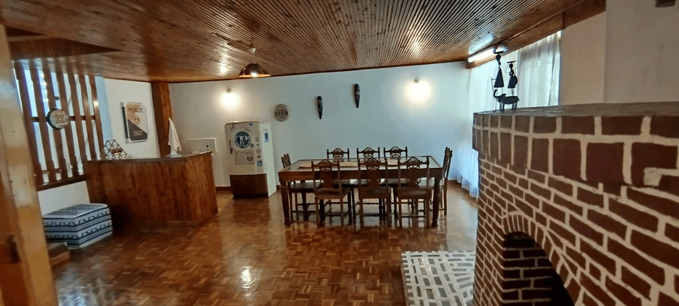 Make New Friends @ Paint and Mingle 