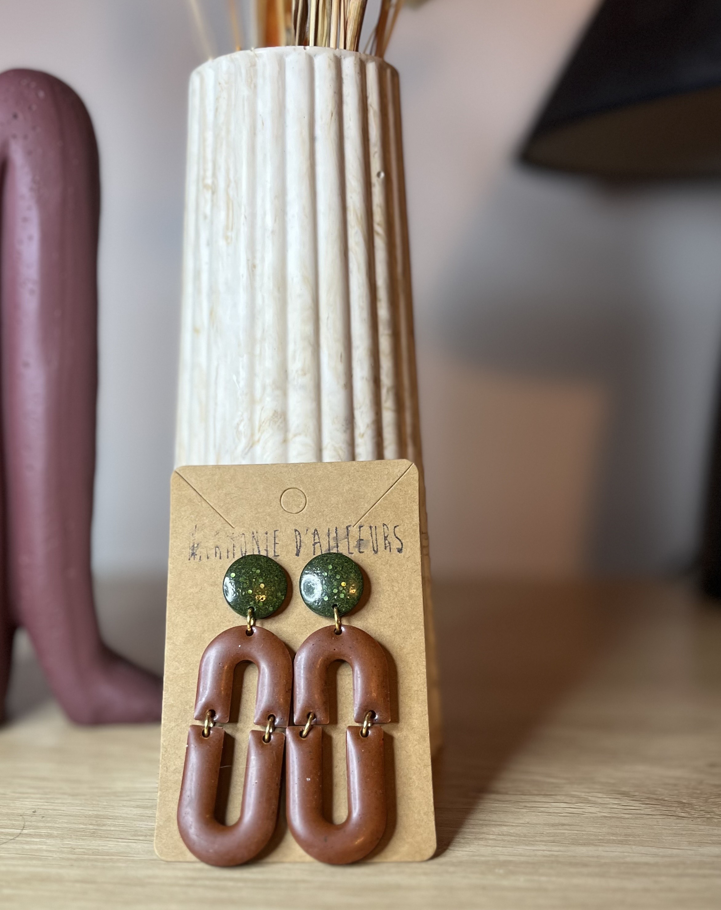 Boucles d'oreilles artisanales - Marron et vertes