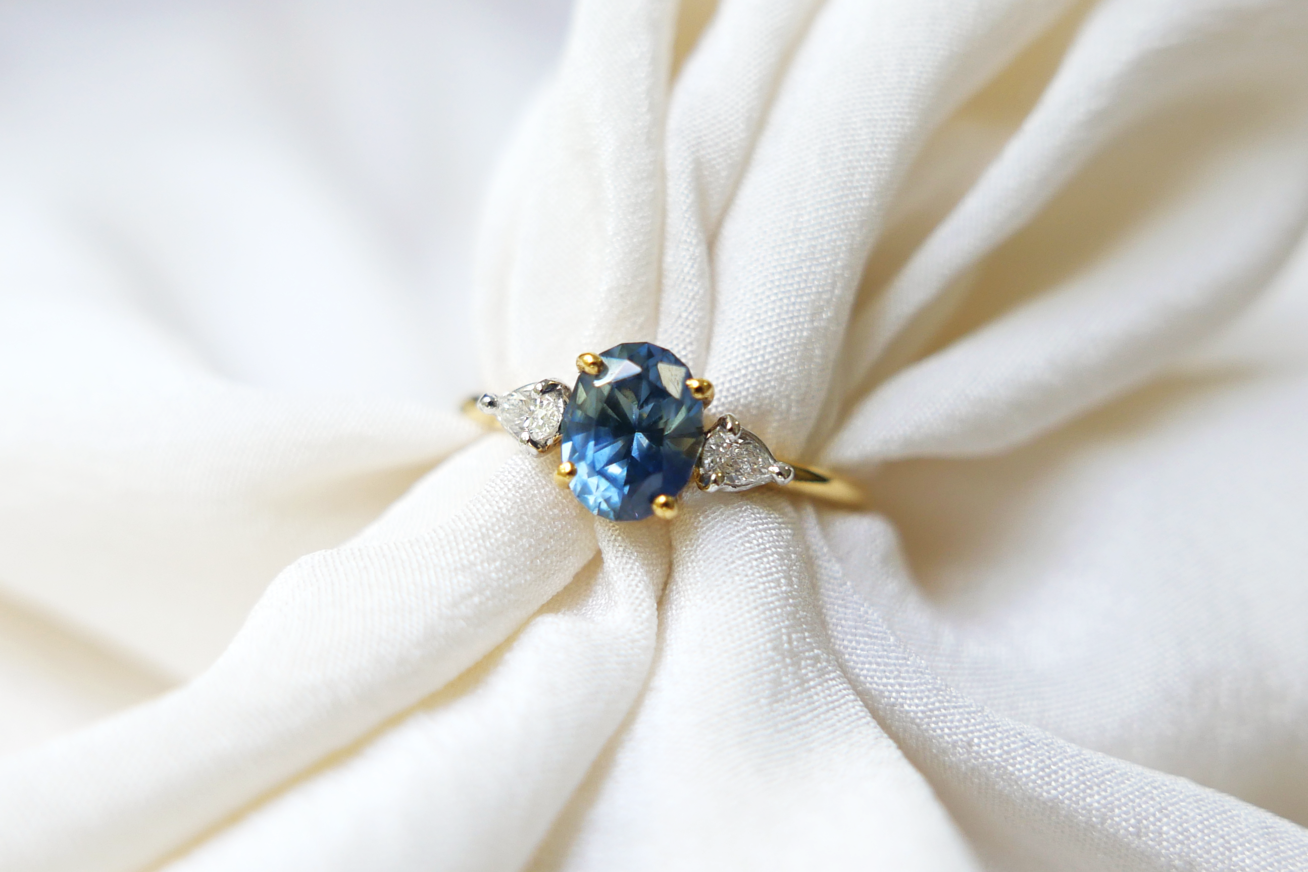 Contemporary Minimalist Sapphire Ring
