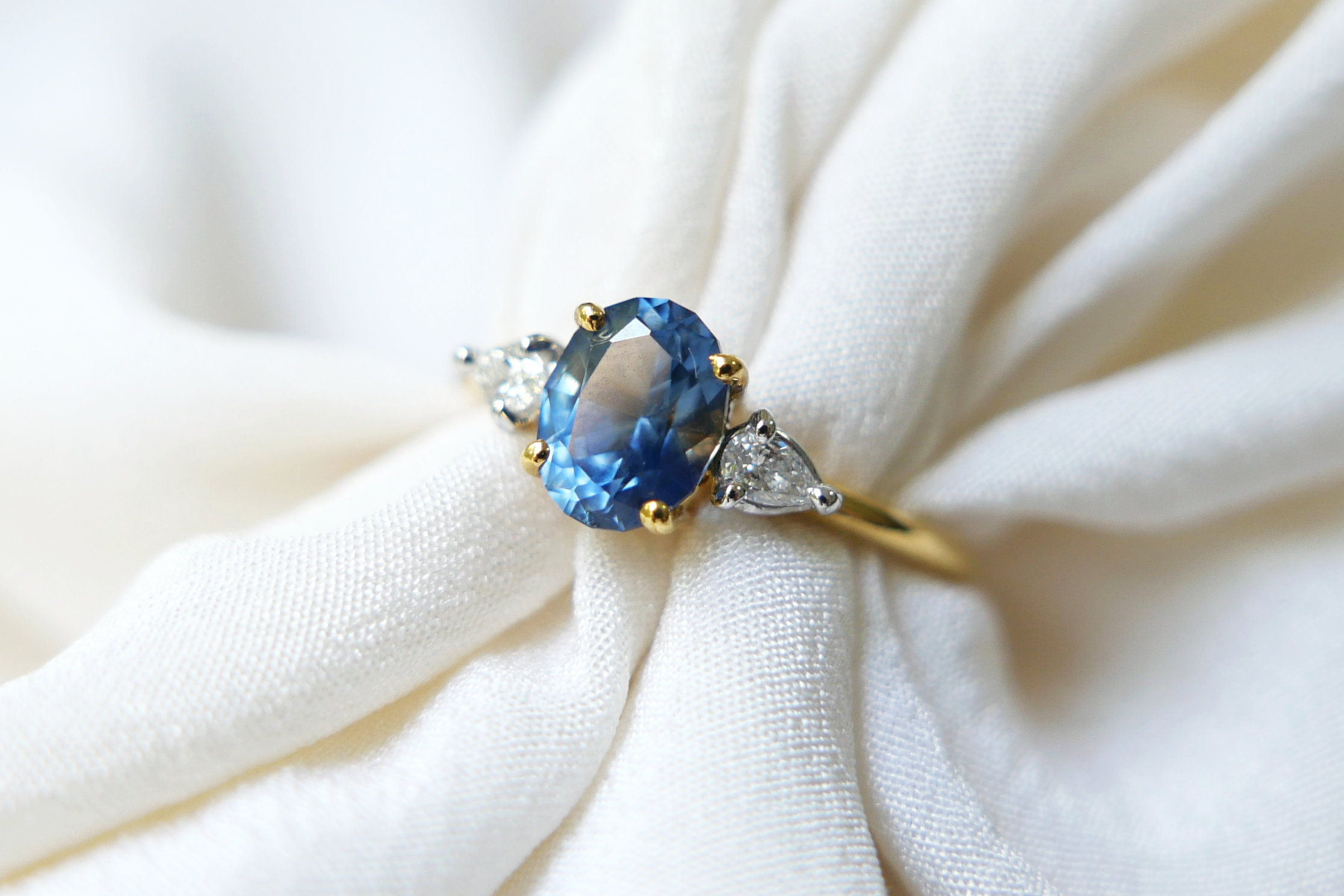 Contemporary Minimalist Sapphire Ring