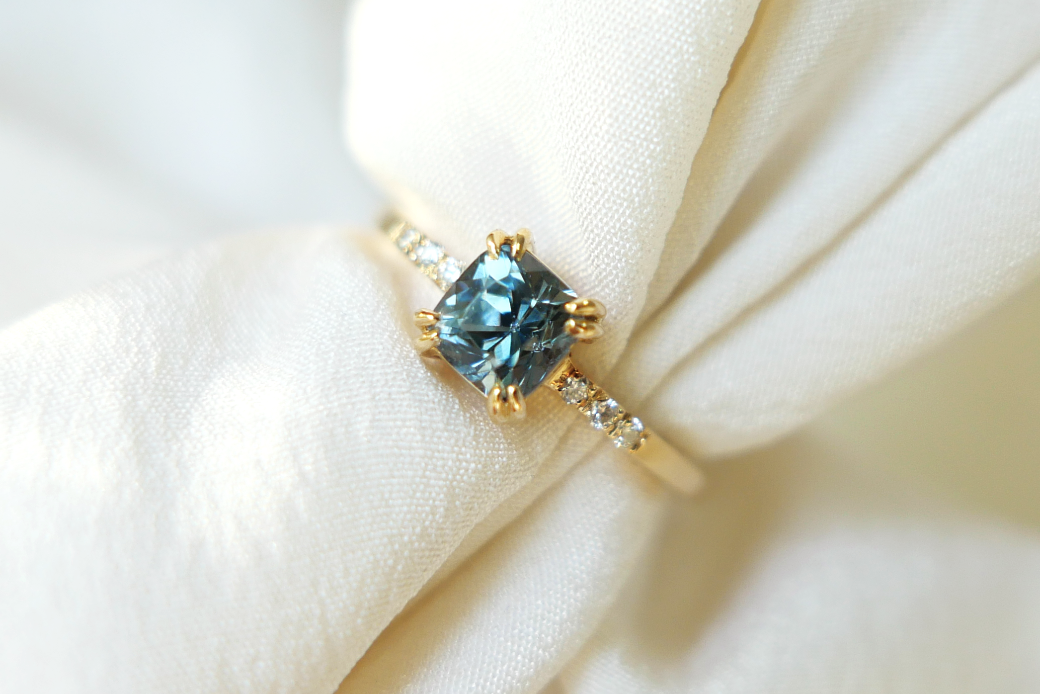 Teal Sapphire with Double Claw Prongs Ring