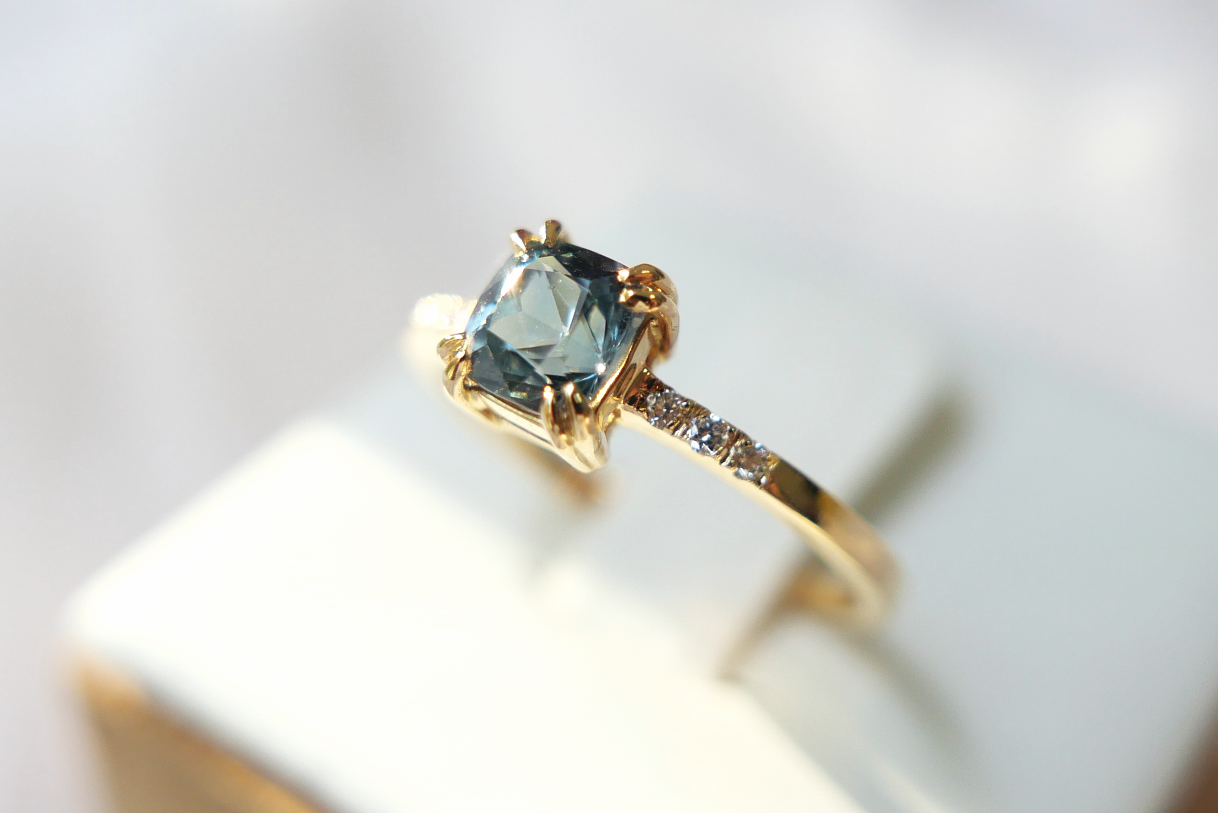 Teal Sapphire with Double Claw Prongs Ring