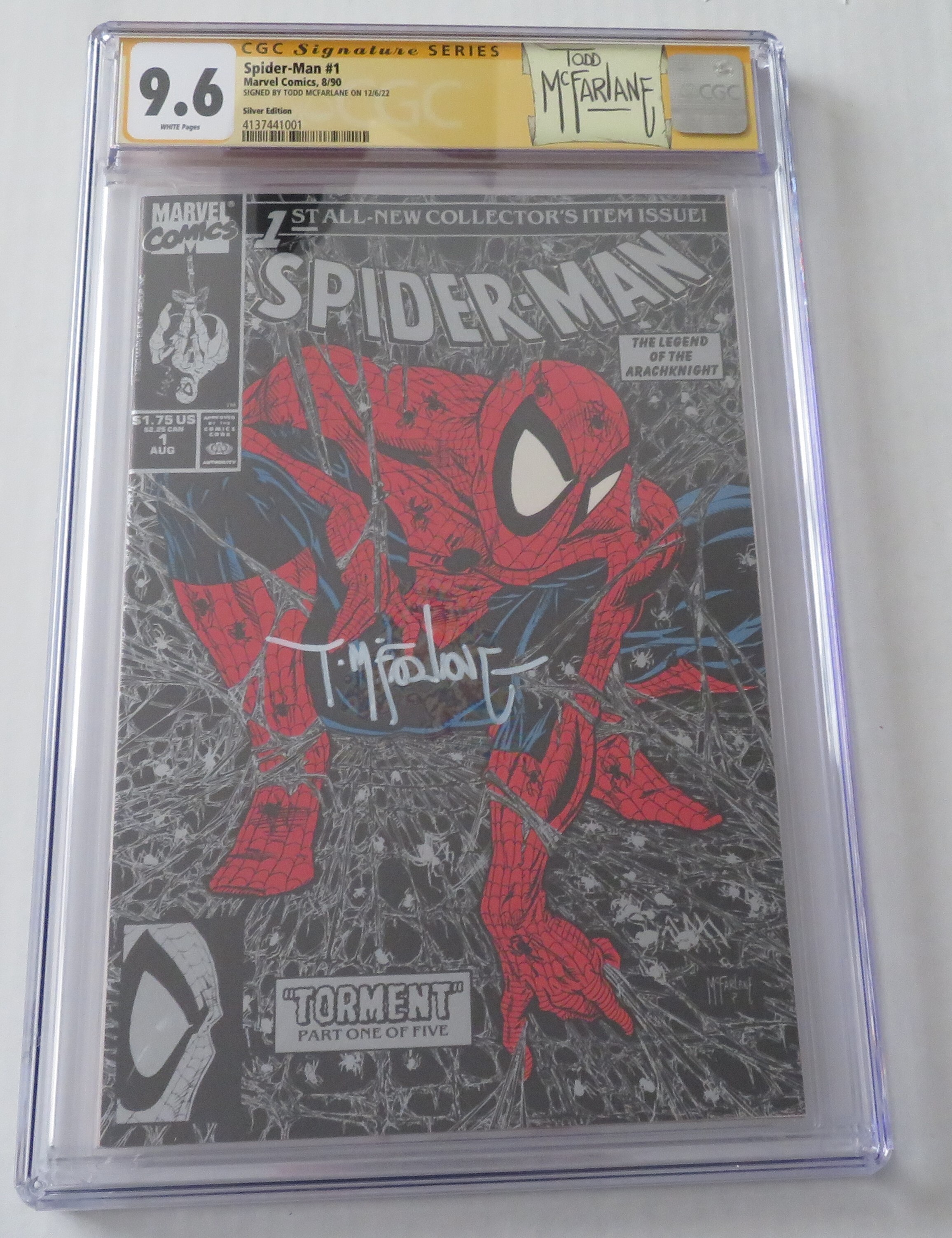 Spiderman 1 Silver CGC 9.6 Signed by Todd Mcfarlane.