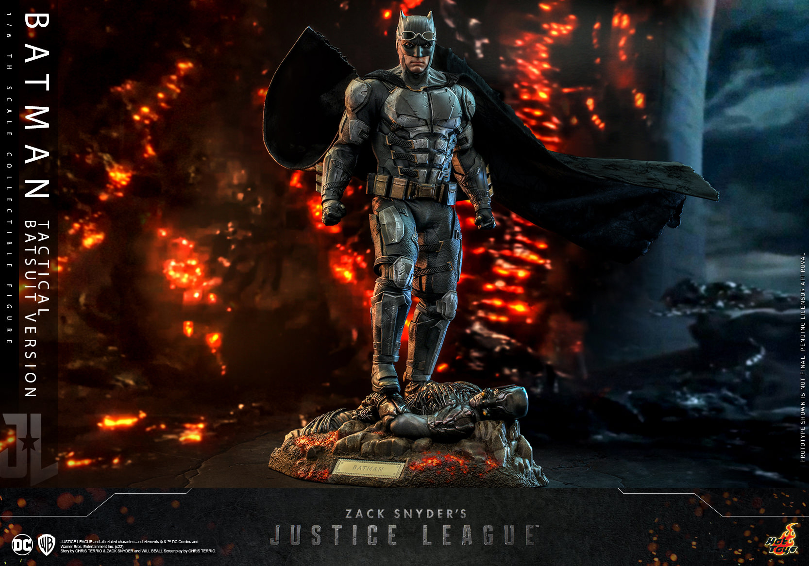 1 Hot Toys TMS 85 Batman Tactical Suit