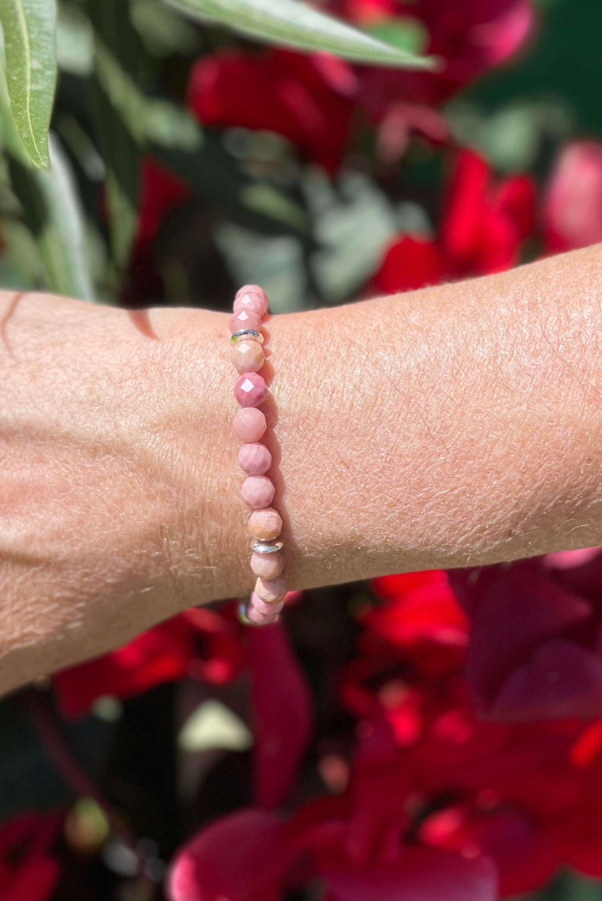 Bracelet énergétique en pierres naturelles Rhodonite