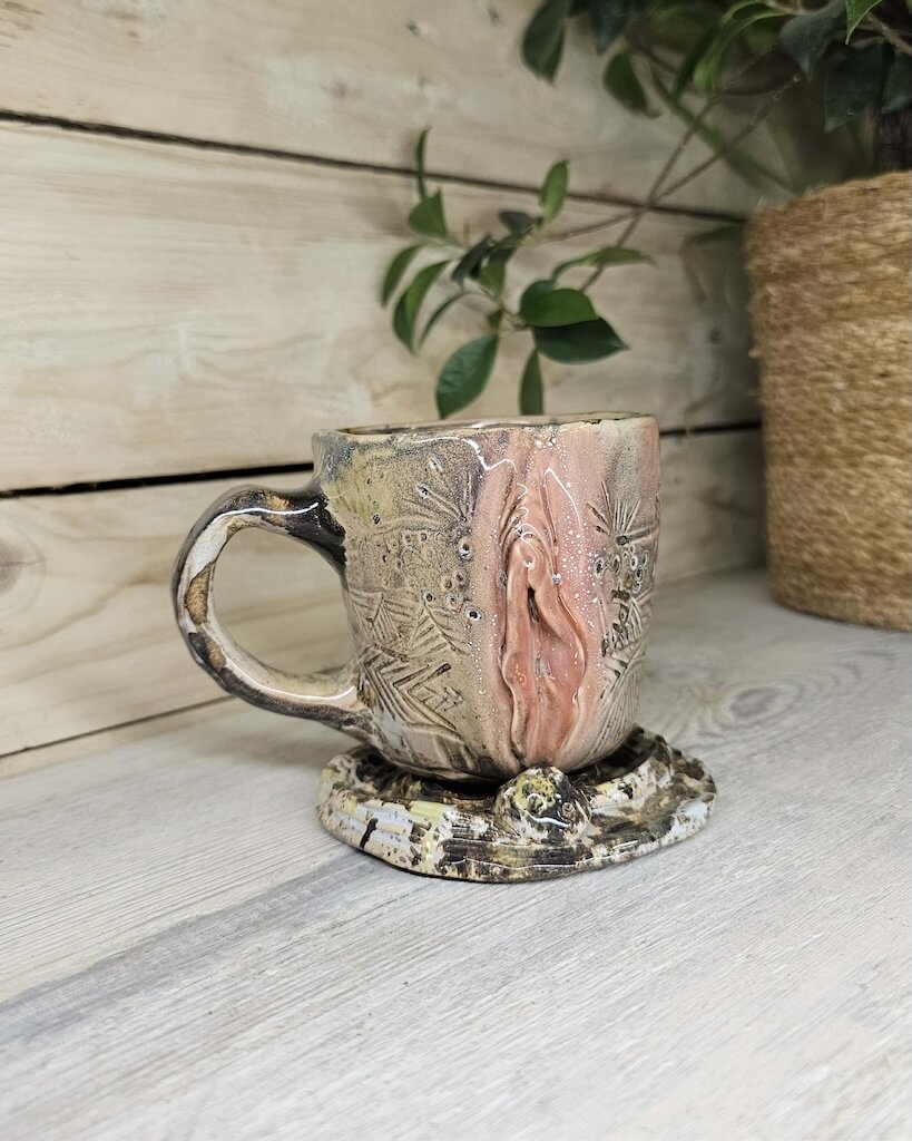 Drėkstantis Puodelis "Išdykėlė"