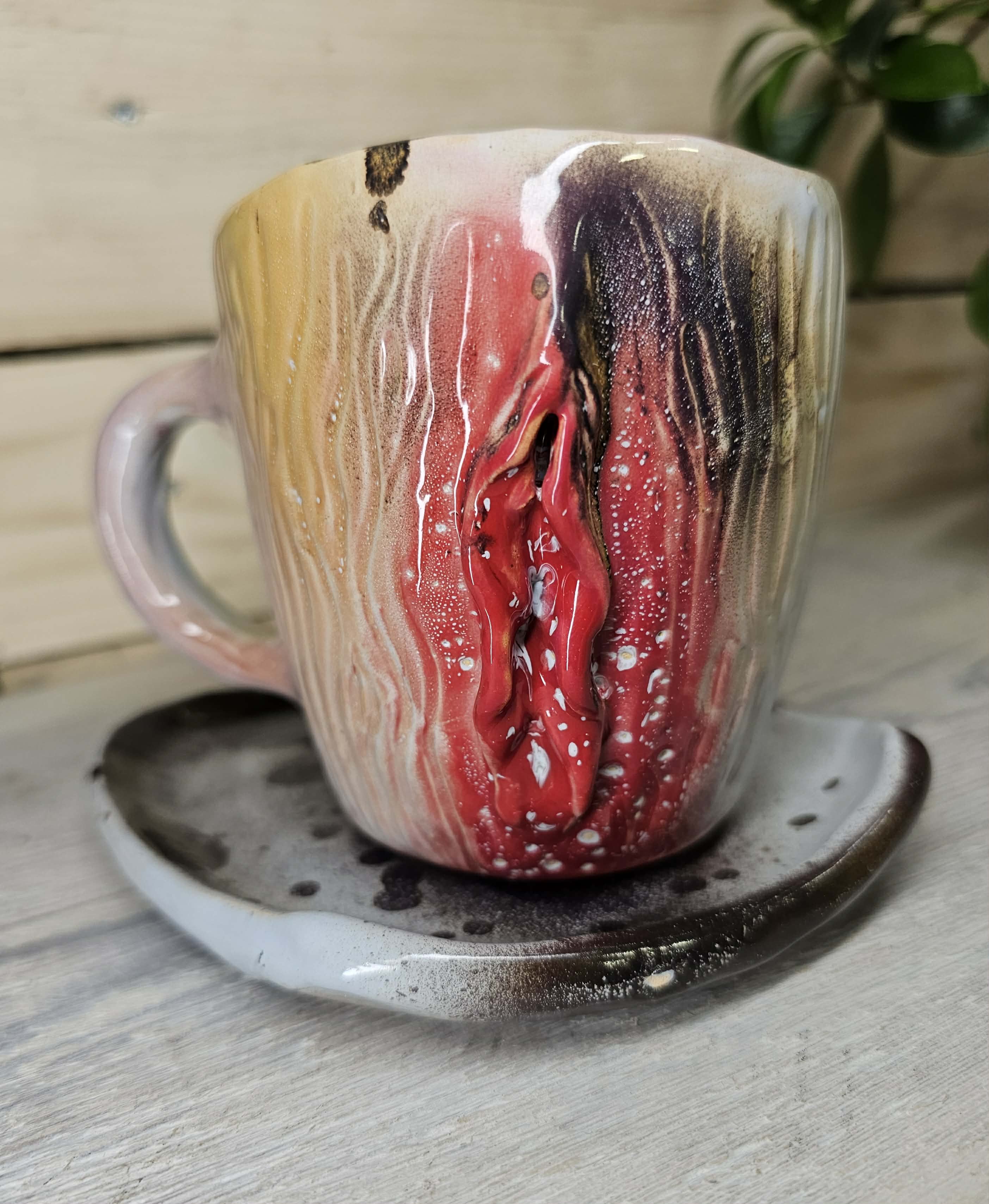 Drėkstantis Puodelis "Jaunystė"