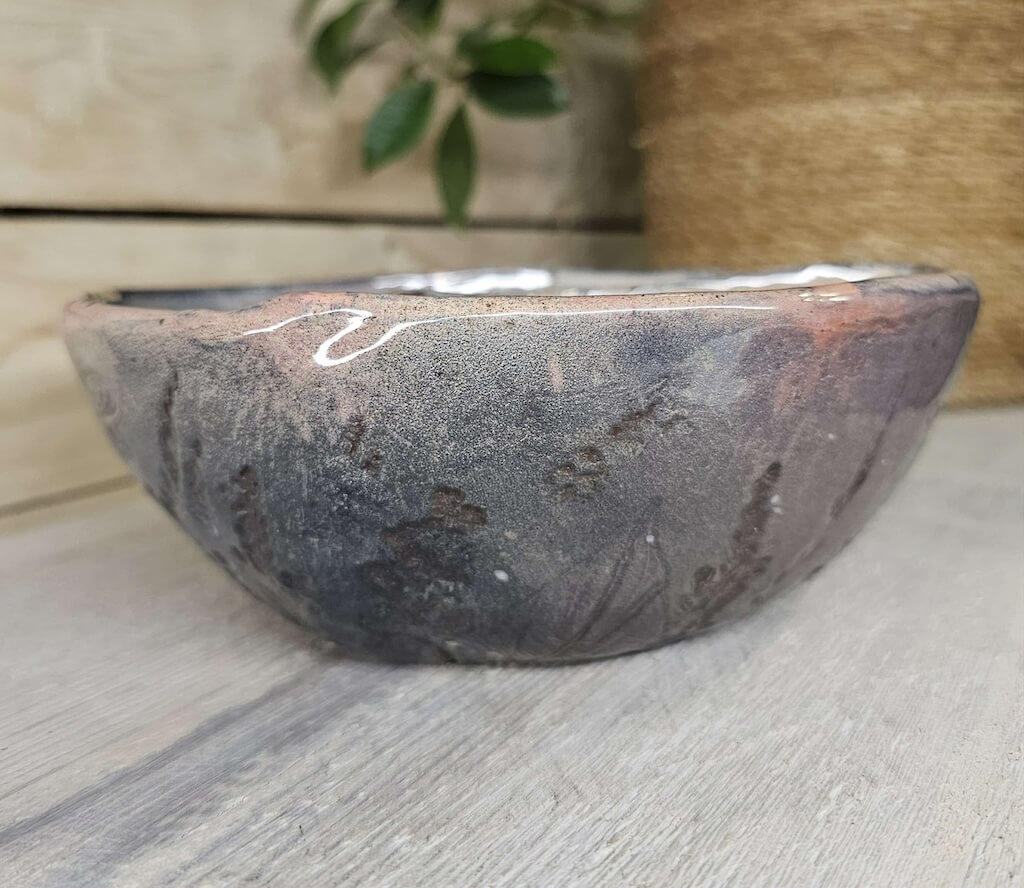 Dubenėlis su perskyrimu "Šokantys Laumžirgiai tarp Levandų"