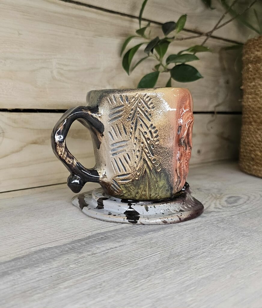 Drėkstantis Puodelis "Jautrumas"