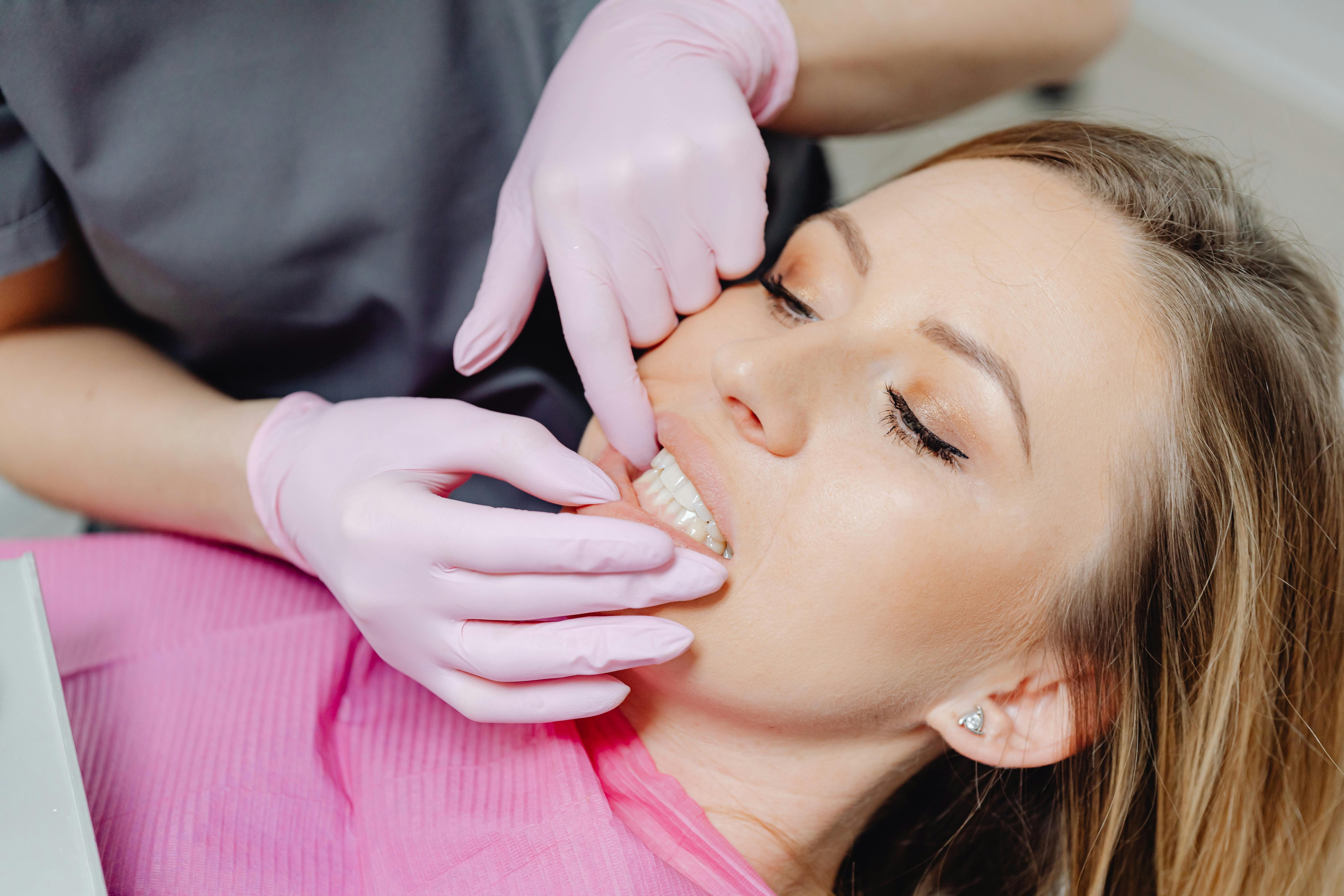 Dentist consultation 
