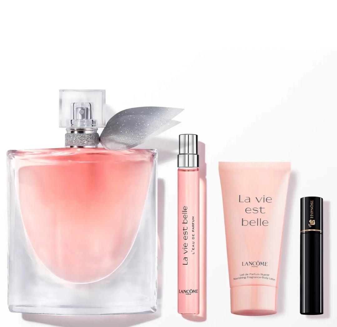  Lancôme Mother's Day La Vie Est Belle Eau de Parfum 100ml Gift Set A four-piece fragrance set featuring the signature La Vie Est Belle fragrance.