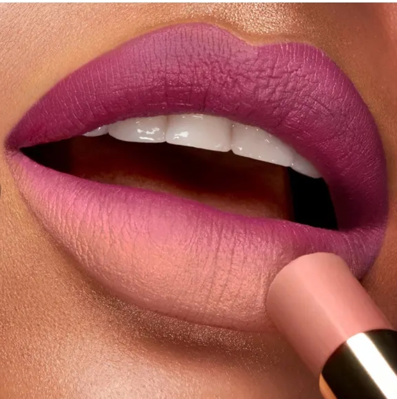 Ray Of Love Long Lasting Lip Stylo Long-lasting, no-transfer, ultra-matte lipstick 