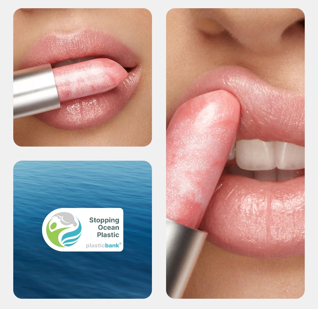 Blue Me Waving Lip Balm Lip balm with moisturising properties