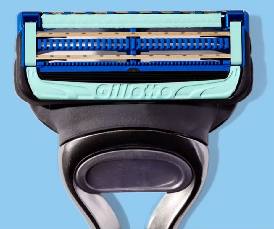 Gillette Gift Set Skinguard Razor & Skinguard Shave Gel, SKIN Moisturiser, SKIN Face Wash