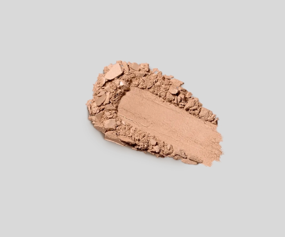 Kiko milano Long-lasting compact foundation with hyaluronic acid 03